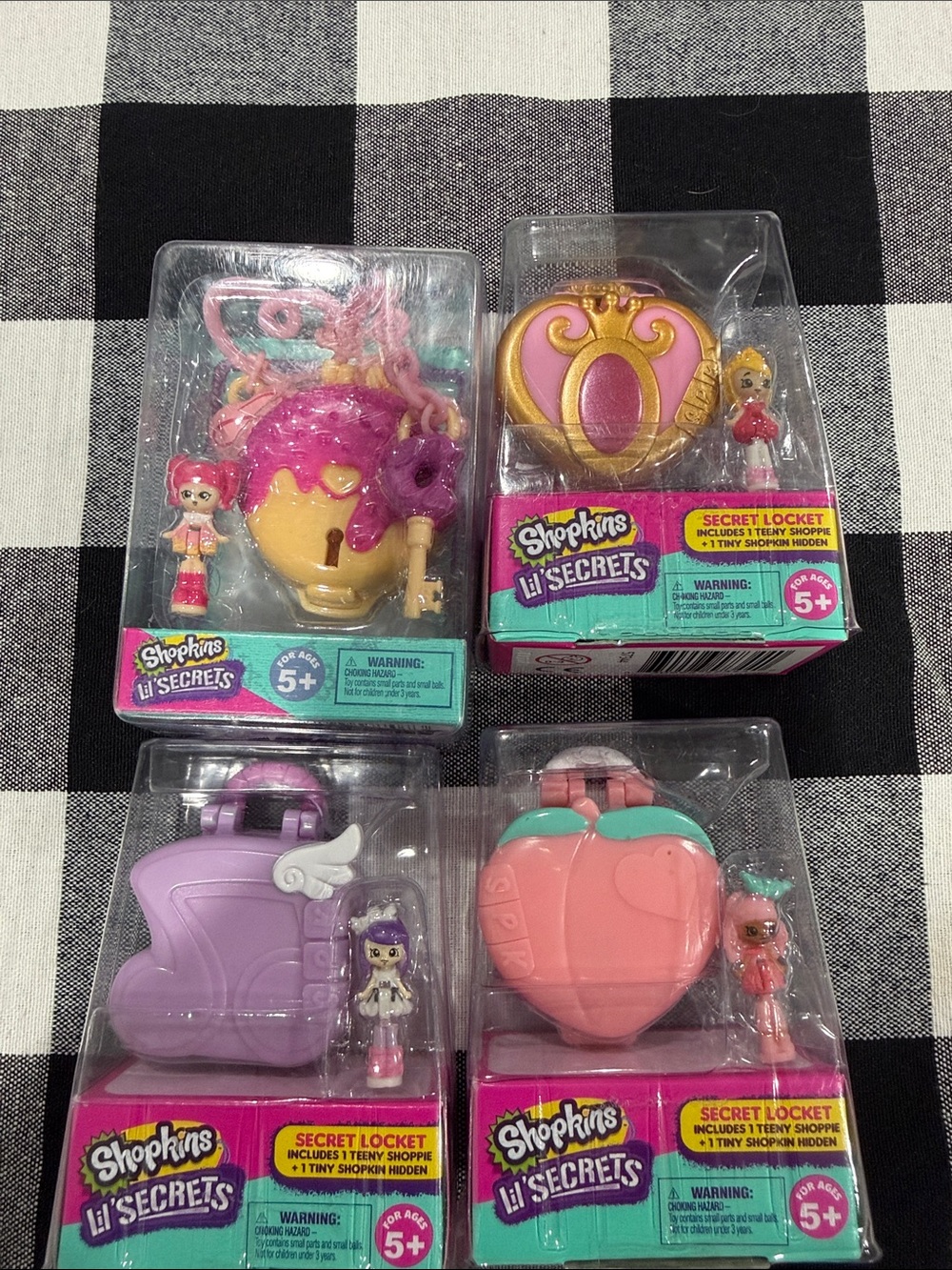 Shopkins Lil' Secrets Assorted Pink, Purple, Peach & Gold Lockets - Set of 4